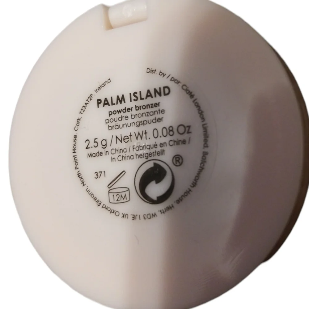 4/25 bundle item. Ciaté London Bamboo Bronzer in Palm Island
